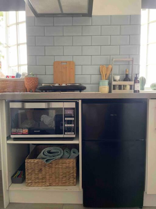 One Bedroom Putney Village Flat 런던 외부 사진